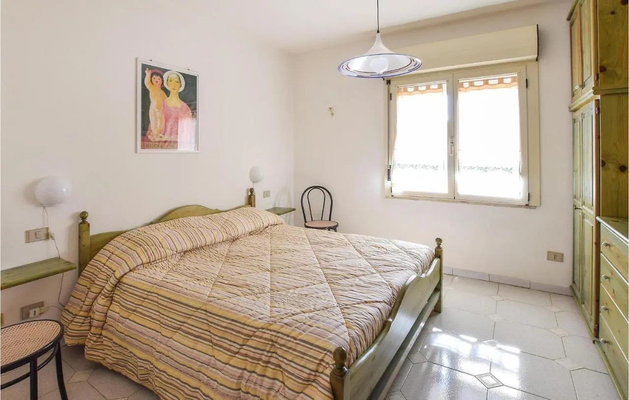 2 Bedroom Awesome Apartment In Villasimius Italien