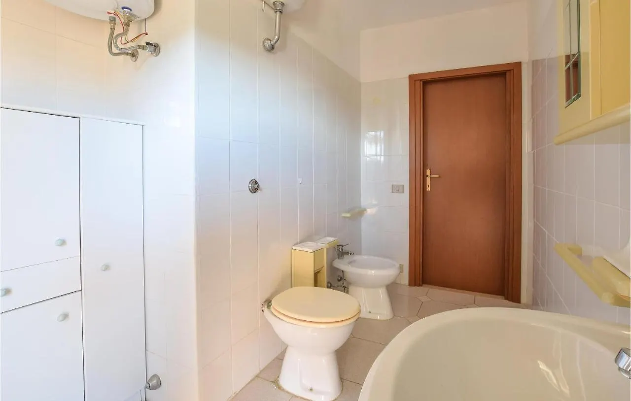 2 Bedroom Awesome Apartment In Villasimius