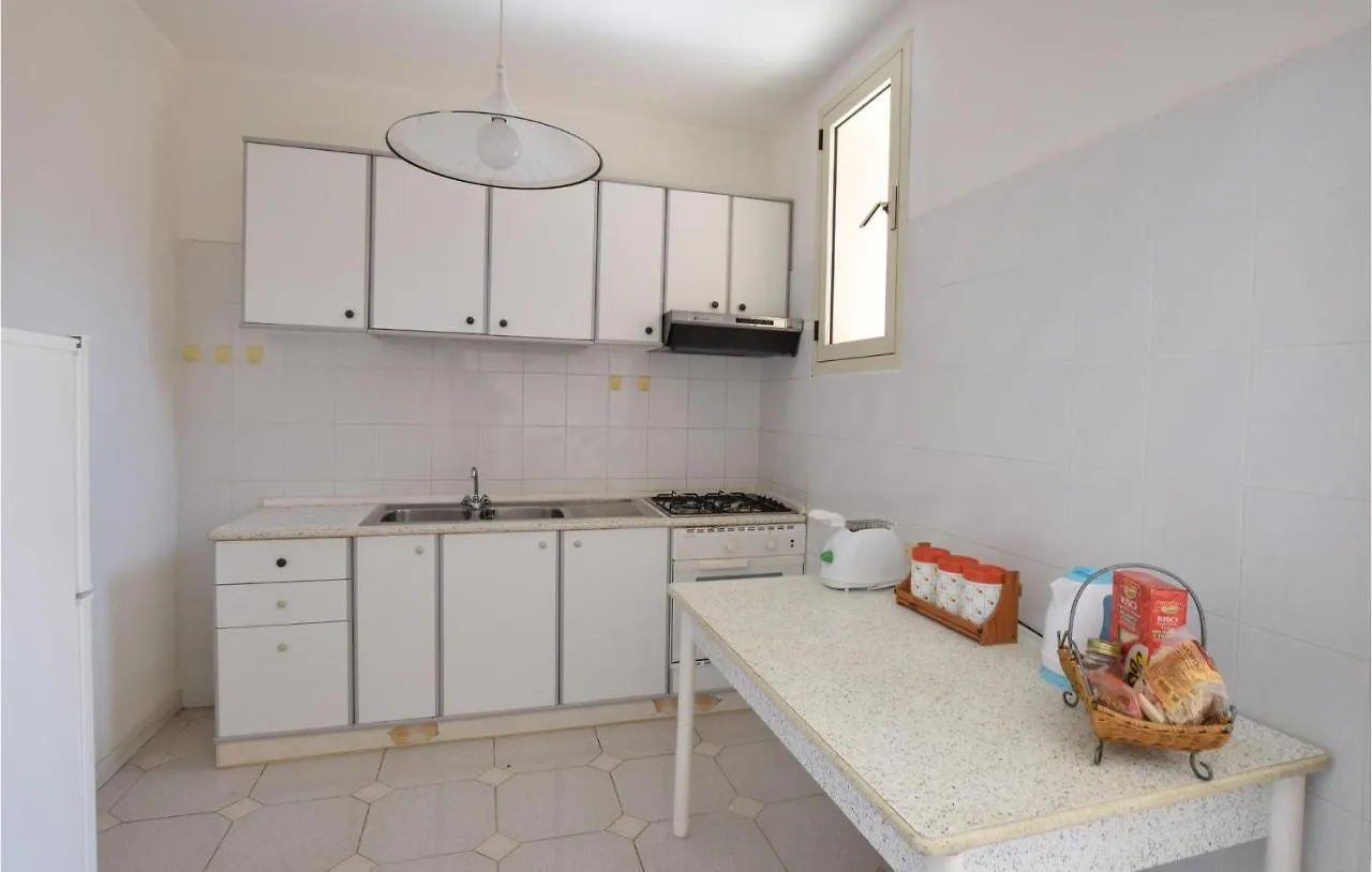 2 Bedroom Awesome Apartment In Villasimius